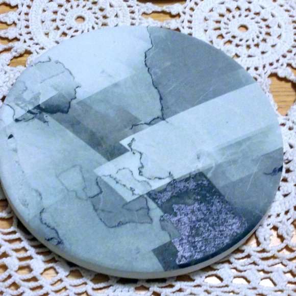 Abstract artisan coaster set - Picture 3 of 5